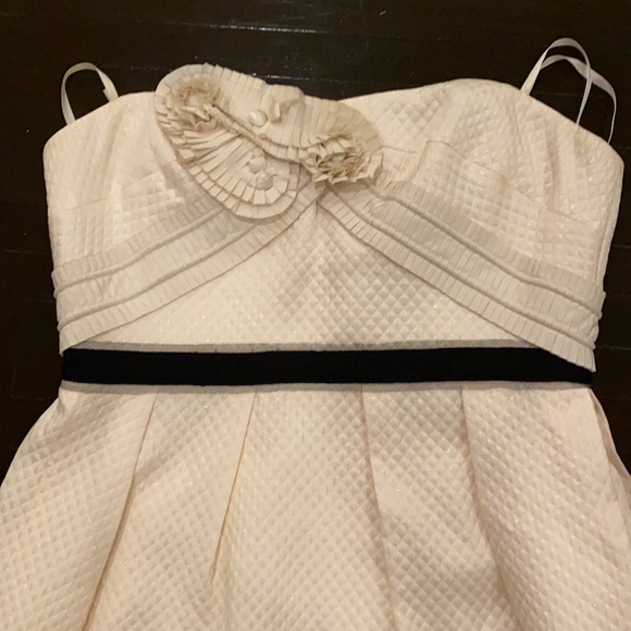 BCBG Max Azria Ladies Cocktail Dress - Picture 2 of 4